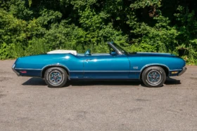 Oldsmobile 442 Convertible